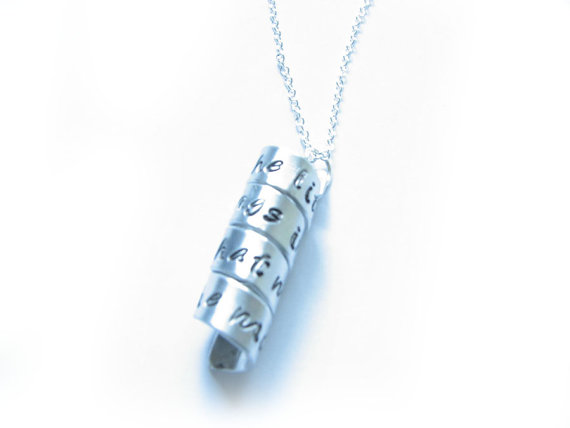 Personalized Vertical Spiral Hand Stamped Necklace Customize Pendant Chain Swirl Jewelry Engraved Gift Birthday Wedding